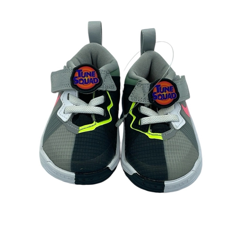 NWOT Nike Lebron Tune Squad Space Jam Kids Shoe SZ 4C - Picture 2 of 9